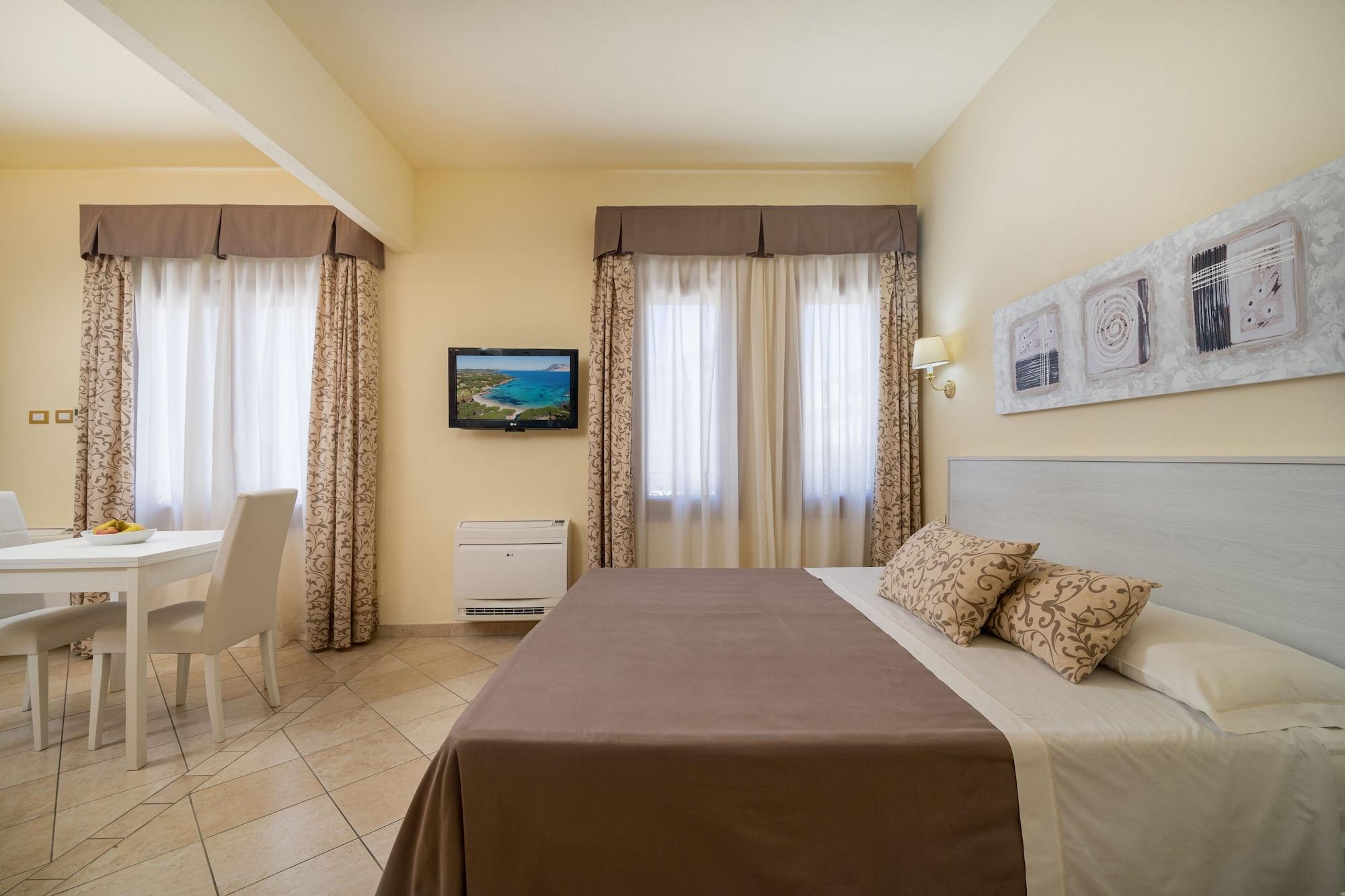 Hotel Regina Elena Ольбия Экстерьер фото