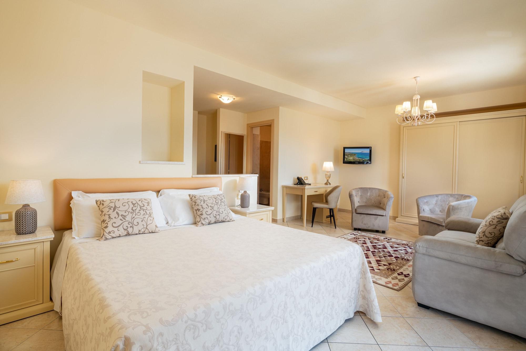 Hotel Regina Elena Ольбия Экстерьер фото
