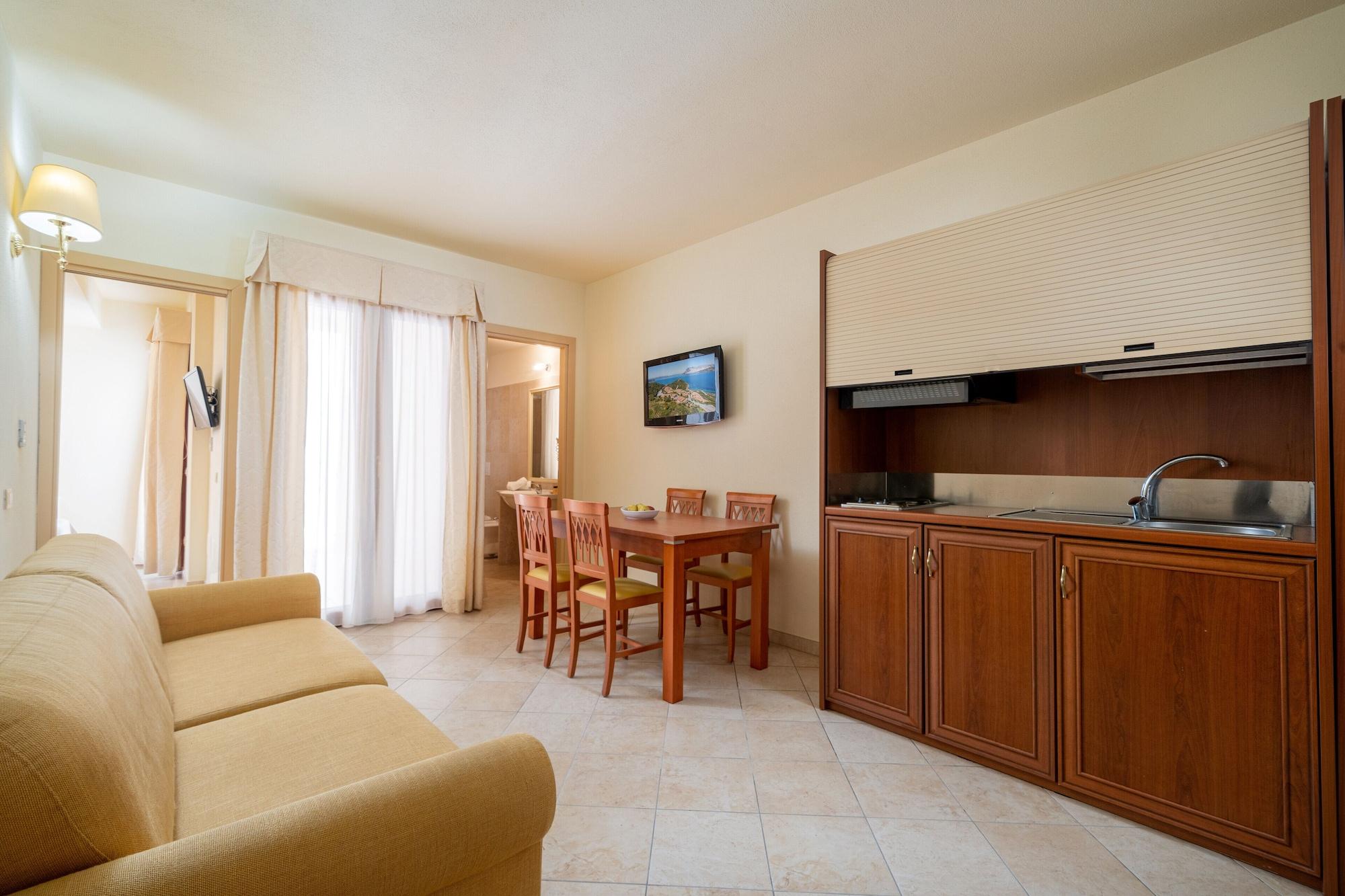Hotel Regina Elena Ольбия Экстерьер фото